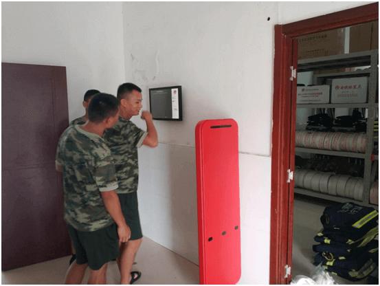 濟(jì)南某隊(duì)為提高備品管理升級(jí)，使用浦豐科技智能柜、智能工具柜